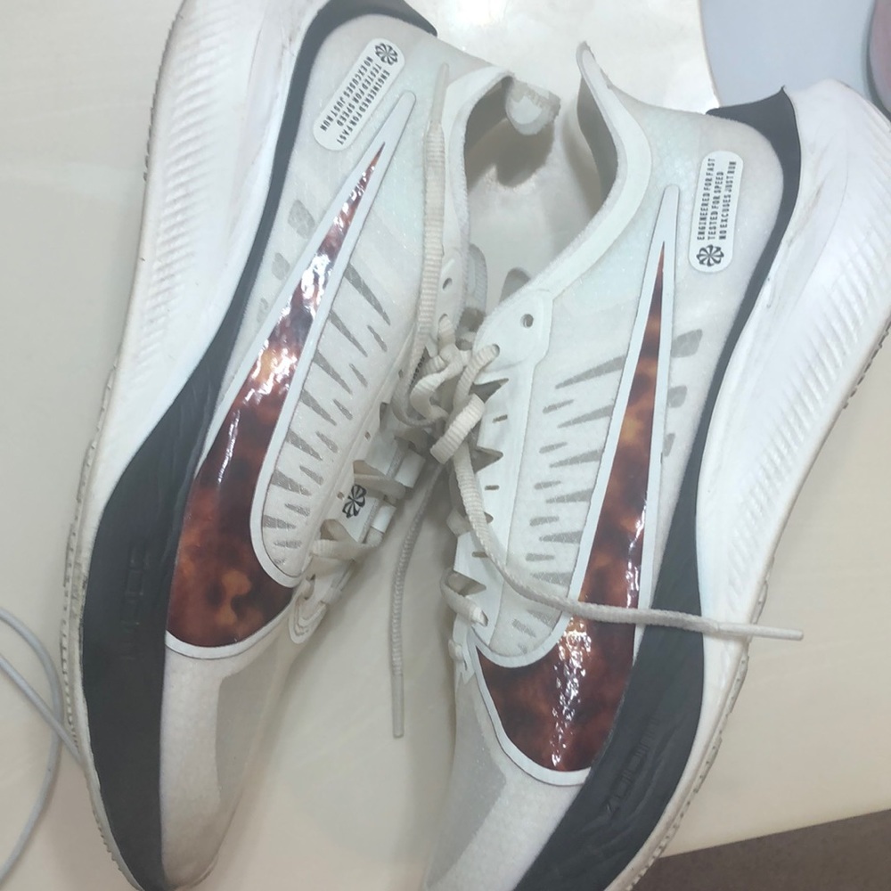 Nike Zoom Sz 10 women